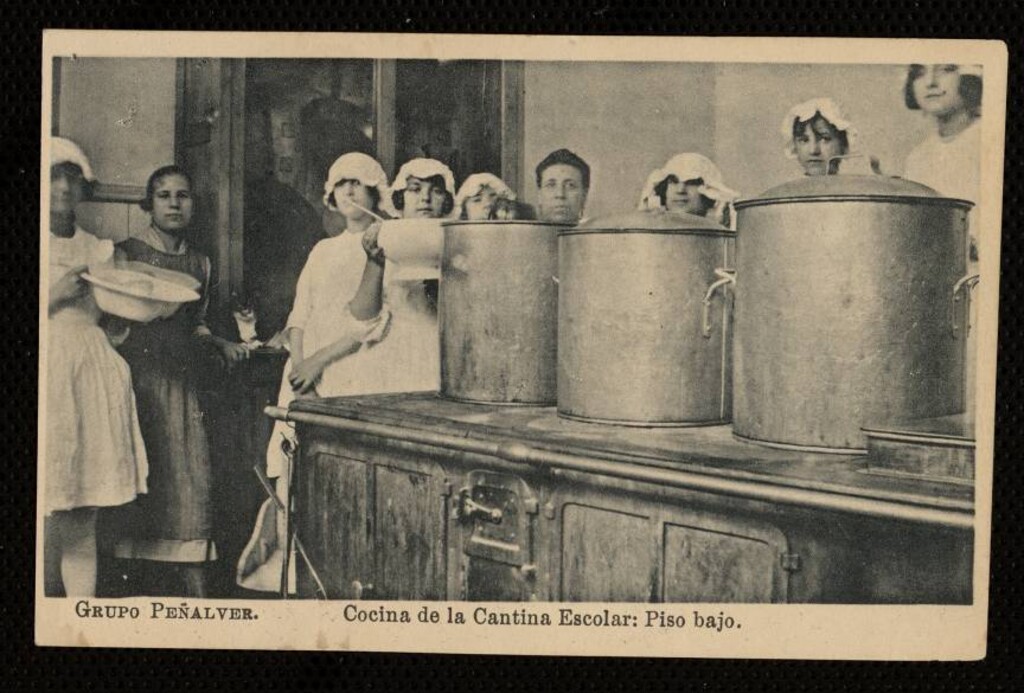 Miniatura de Grupo Peñalver. Cocina de la cantina escolar. Piso bajo