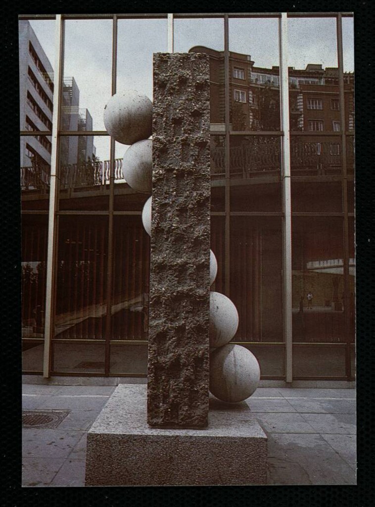 Miniatura de Museo de Escultura al Aire Libre. Al otro lado del muro, de José María Subirachs