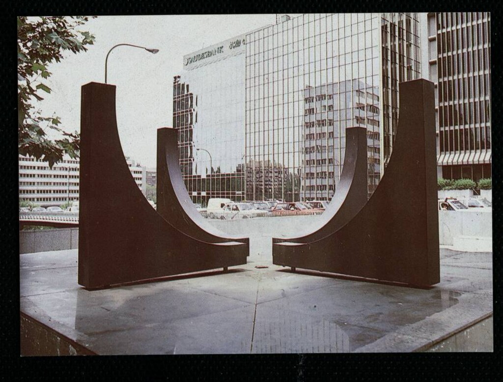 Miniatura de Museo de Escultura al Aire Libre. Plaza-escultura, de Gustavo Torner