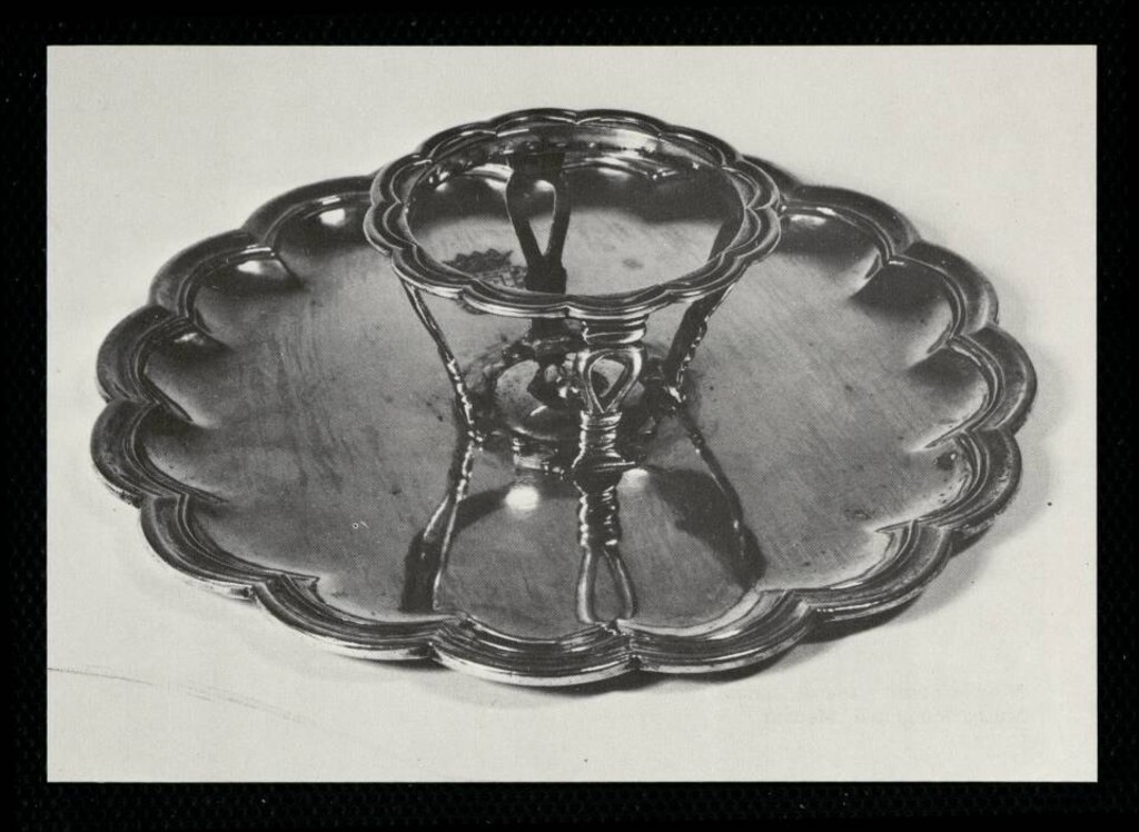 Miniatura de Mancerina de plata de ondas