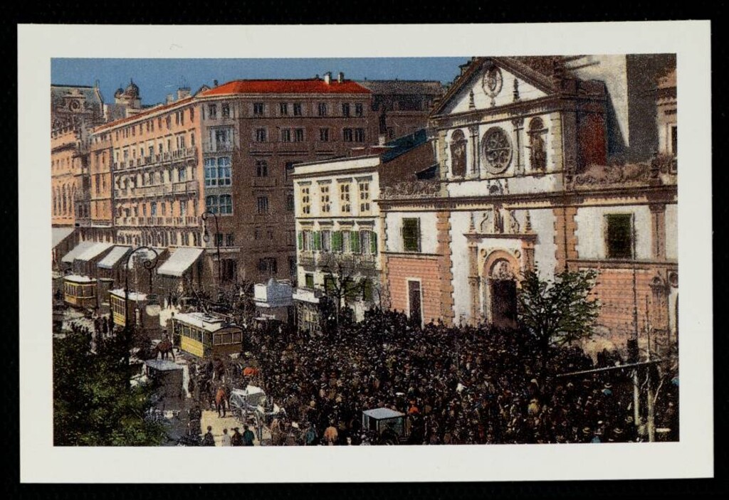 Miniatura de Iglesia de las Calatravas y calle de Alcalá