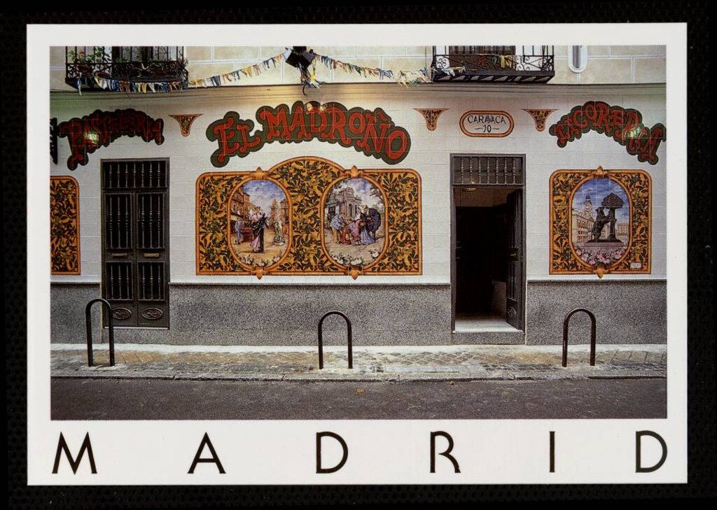 Miniatura de Pastelería licorería El Madroño, en la calle Caravaca nº 10