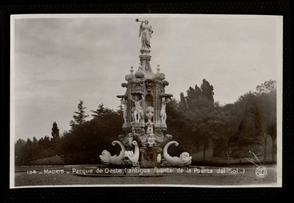Miniatura de Parque del Oeste (antigua fuente de la Puerta del Sol)