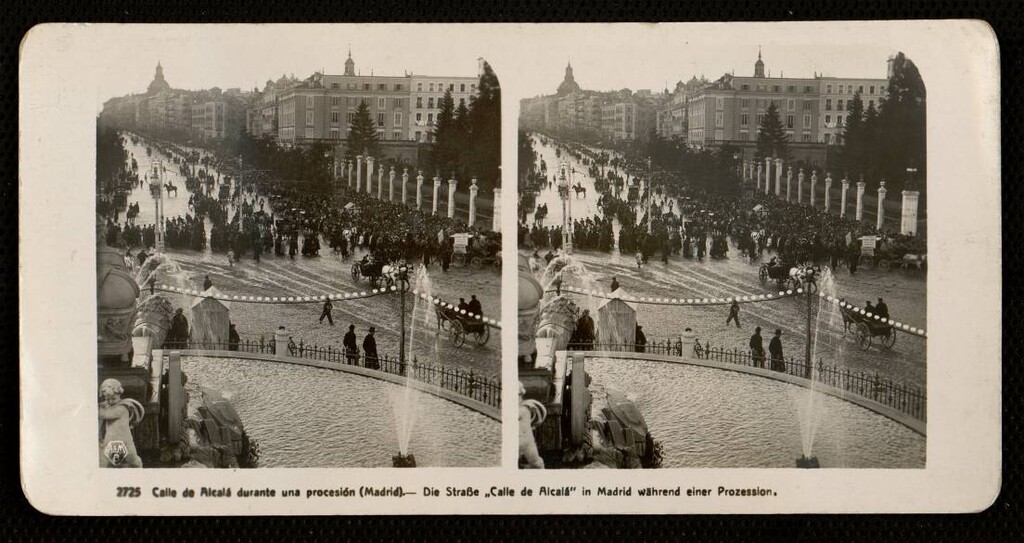 Miniatura de Calle de Alcalá durante una procesión