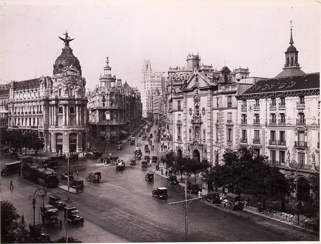Miniatura de Calles de Alcalá y Gran Vía