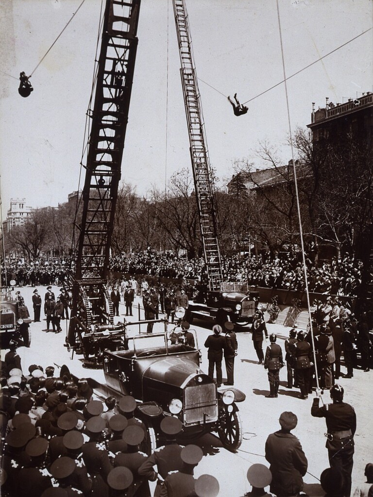 Miniatura de Exhibición del Cuerpo de Bomberos en el Paseo de la Castellana