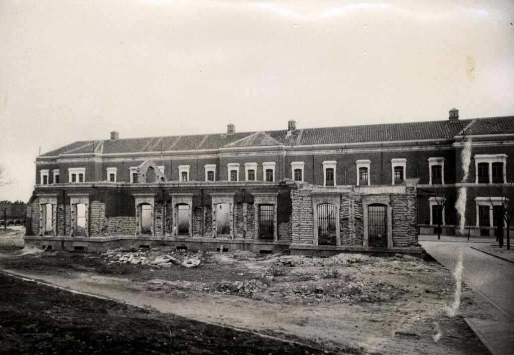 Miniatura de Pabellón del Hospital Militar