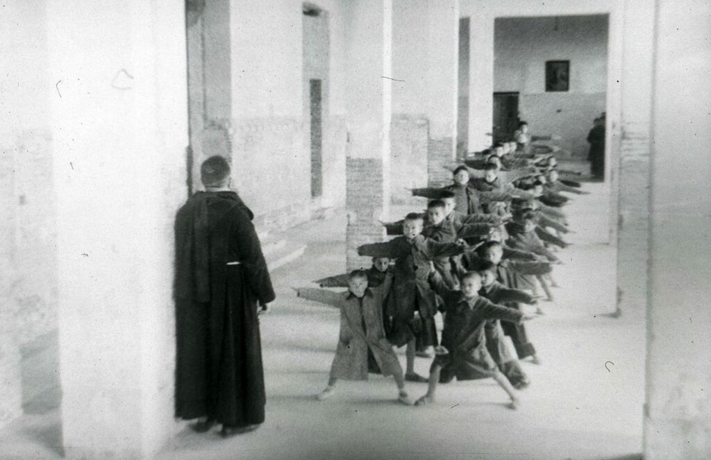 Miniatura de Clase de gimnasia en el Reformatorio del Sagrado Corazón de Jesús