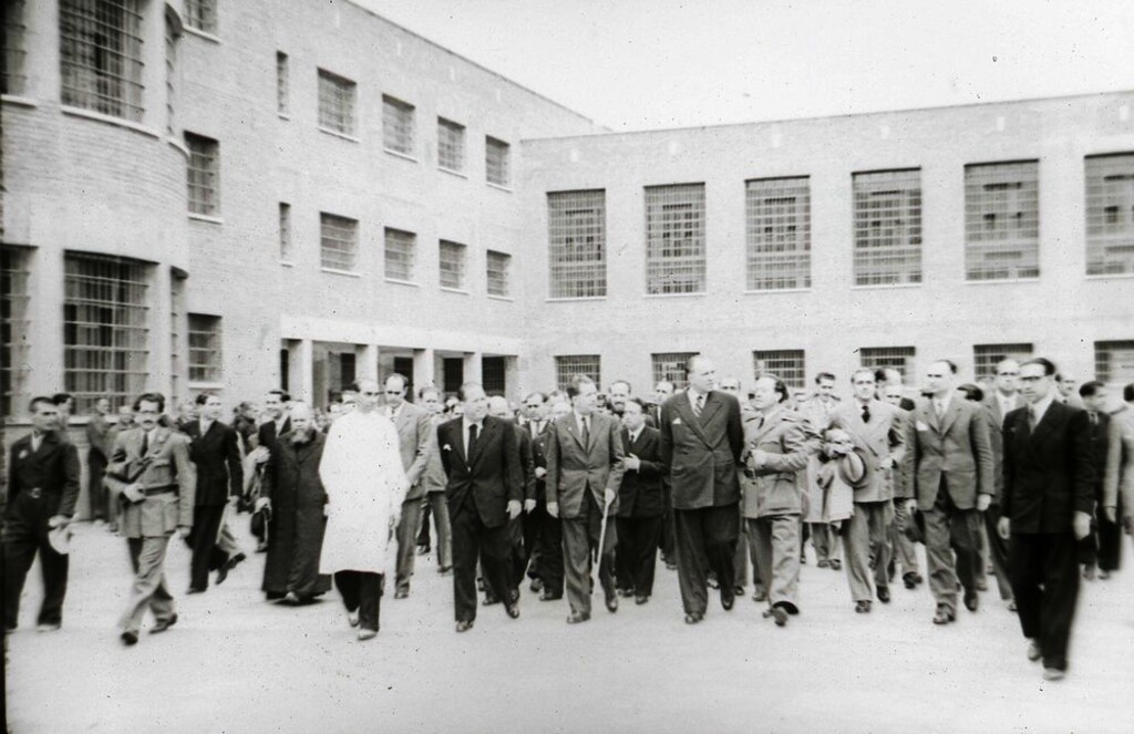 Miniatura de Acto de inauguración de la Cárcel de Carabanchel