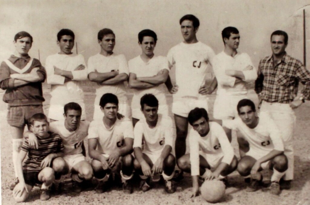 Miniatura de Equipo de fútbol de la Colonia Virgen de las Gracias