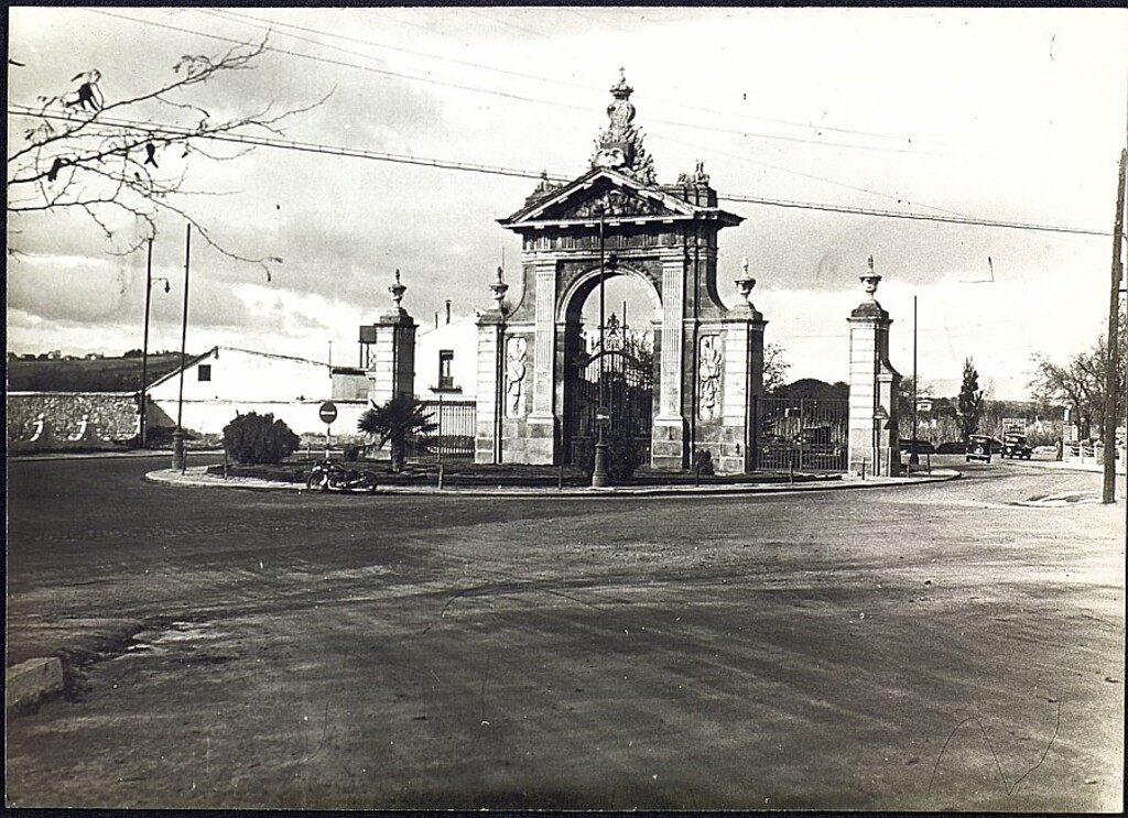 Miniatura de Puerta de Hierro