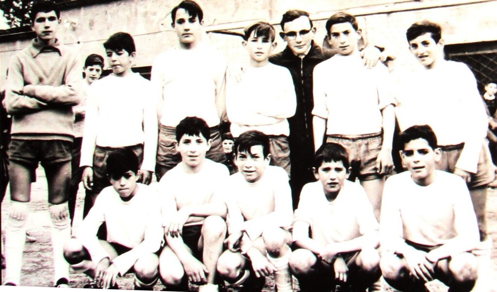 Miniatura de Equipo de futbol de la Colonia Virgen de las Gracias