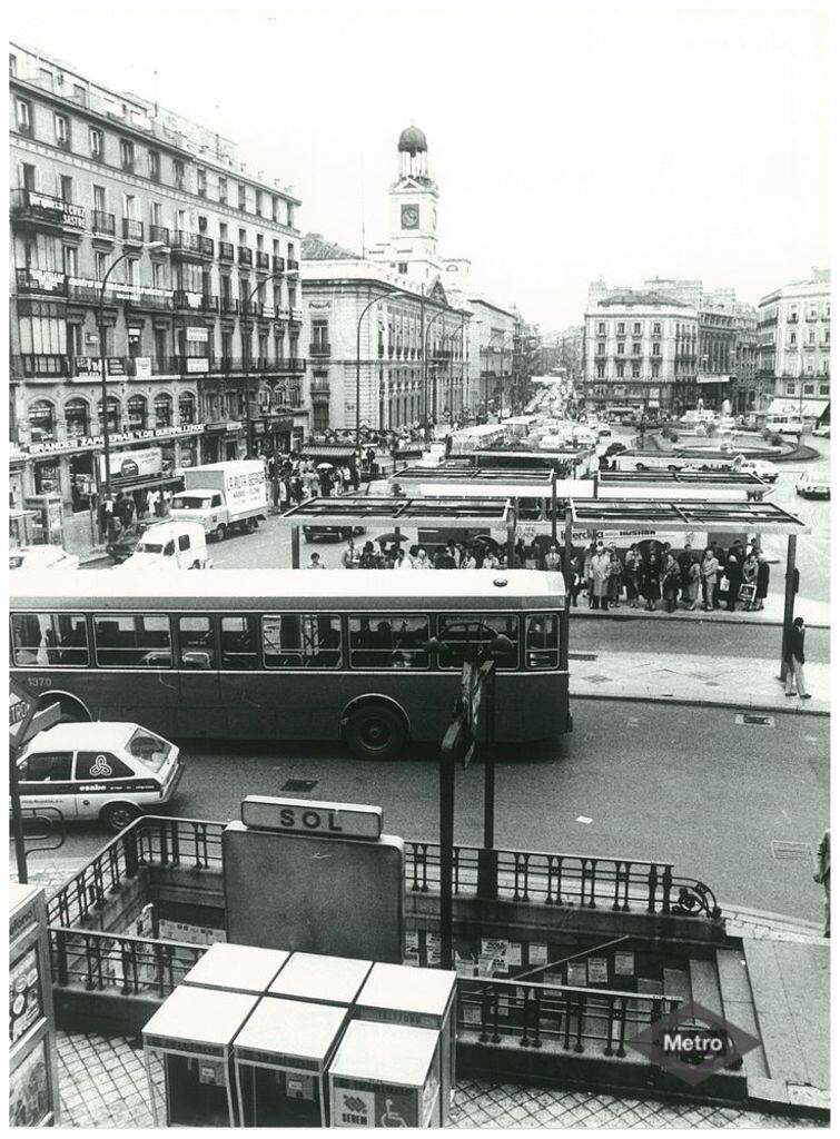 Miniatura de Acceso a la estación de Sol