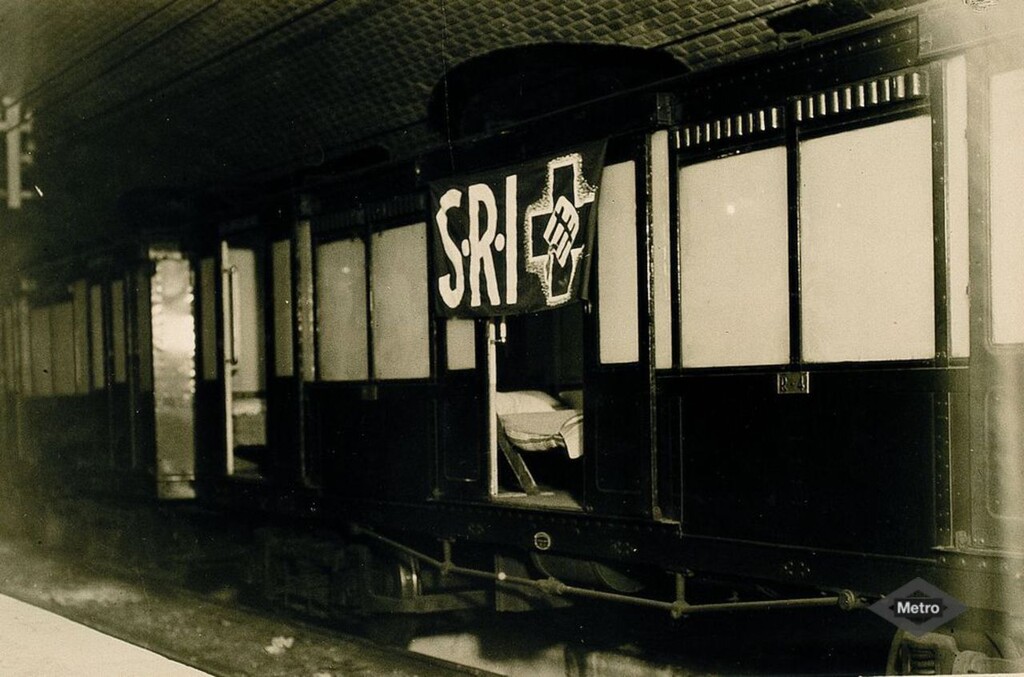 Miniatura de Tren de Metro usado como transporte sanitario durante la Guerra Civil