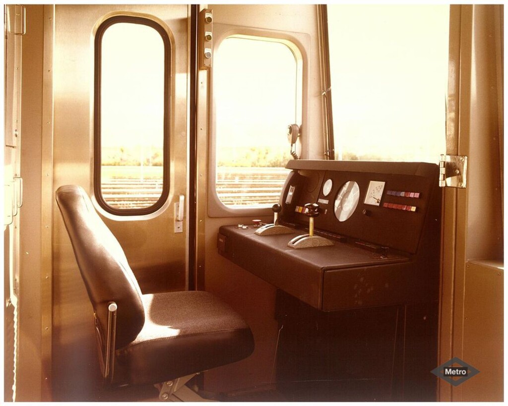Miniatura de Interior de la cabina de conductor de trenes 5000 cuarta serie