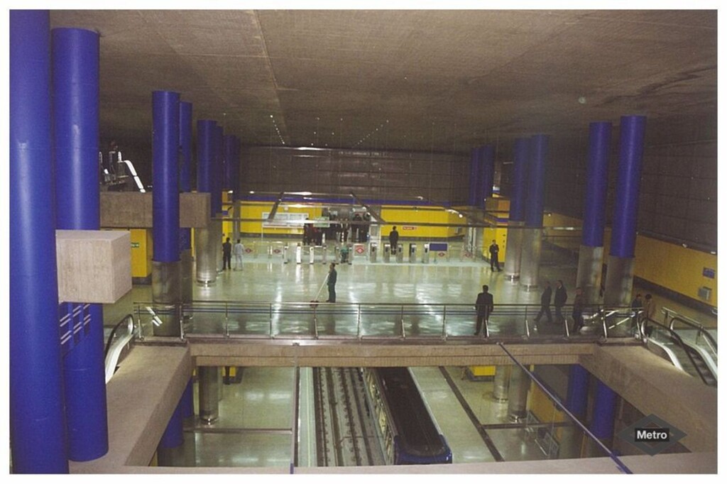 Miniatura de Estación de Canillas de línea 4