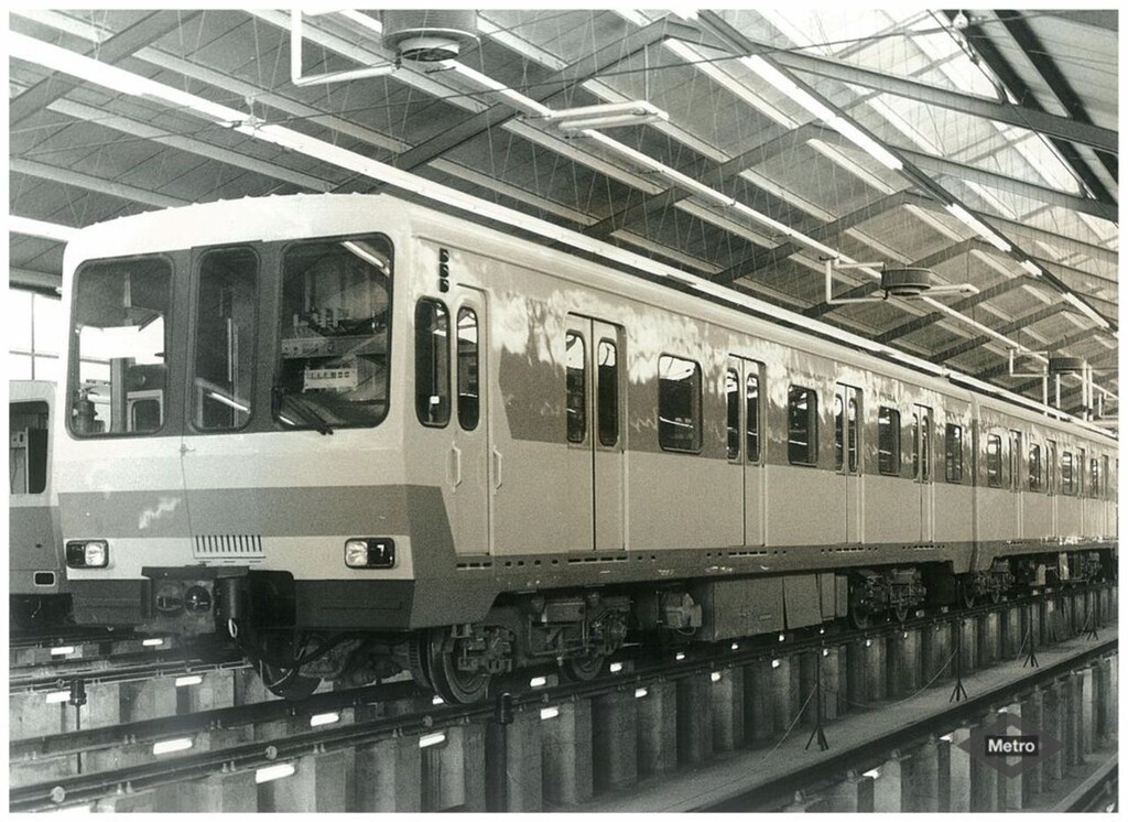 Miniatura de Tren 5000 segunda serie en el depósito