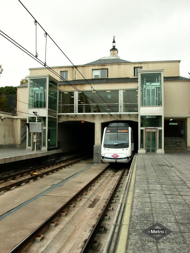 Miniatura de Estación de Lago