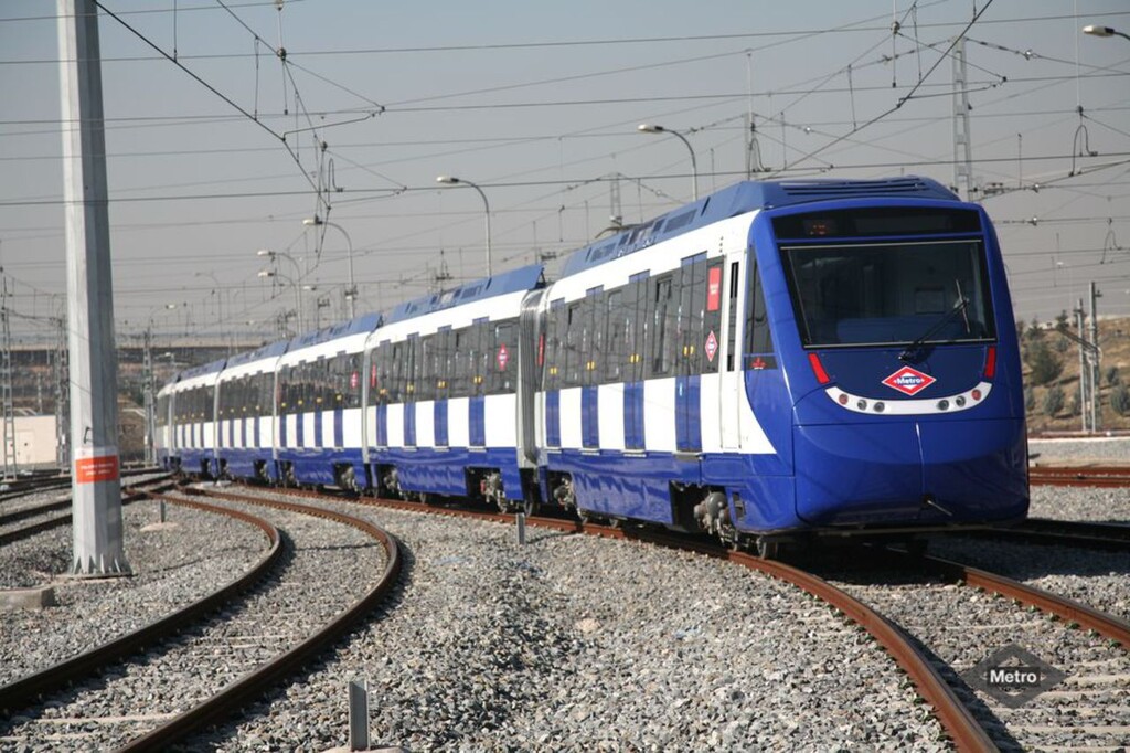 Miniatura de Tren 7000