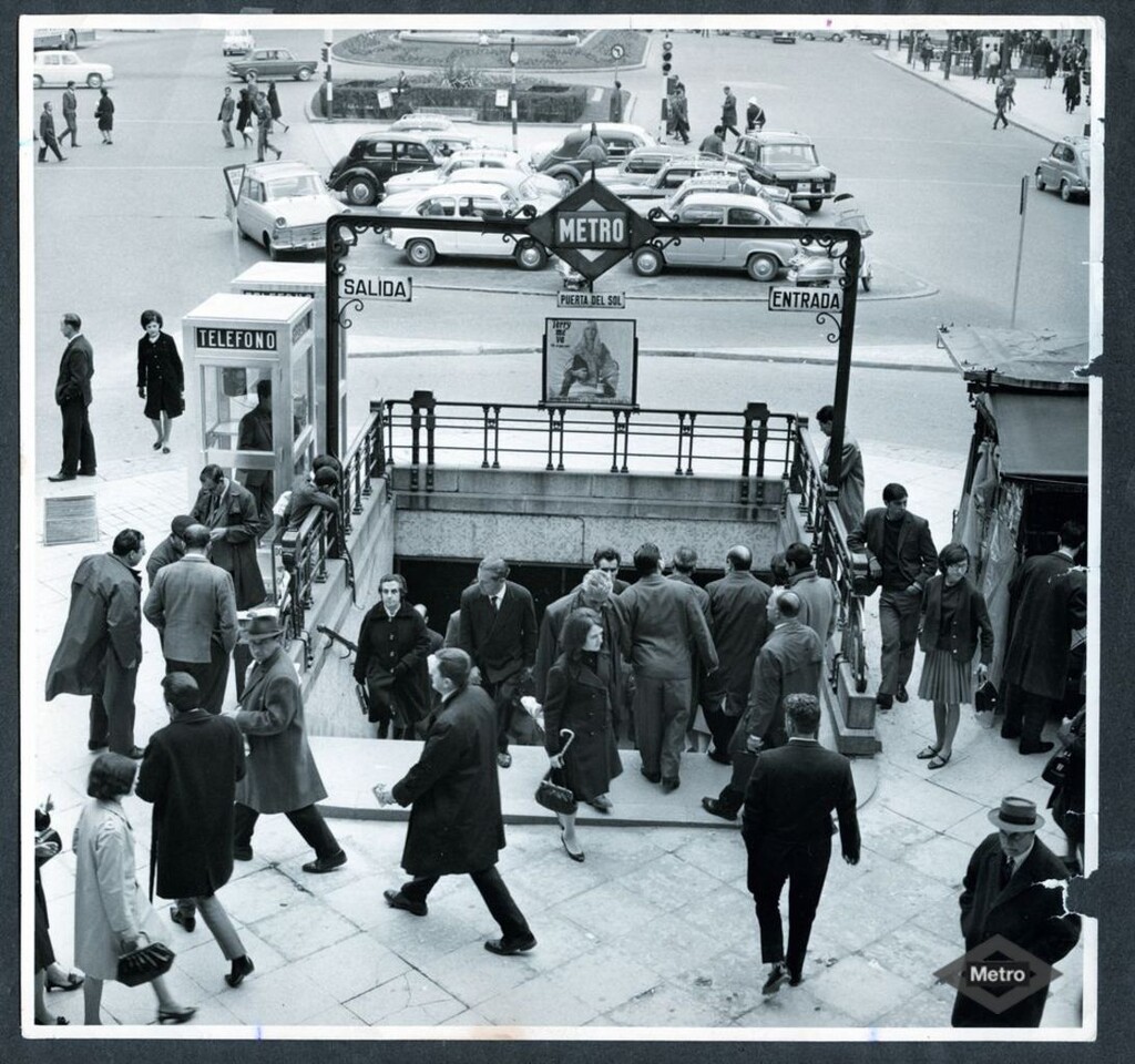 Miniatura de Acceso a la estación de Sol