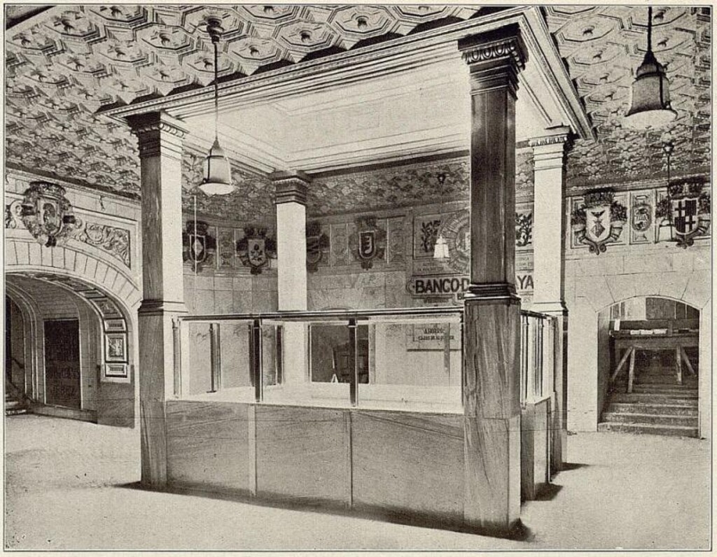 Miniatura de Vestíbulo central de la estación de Puerta del Sol