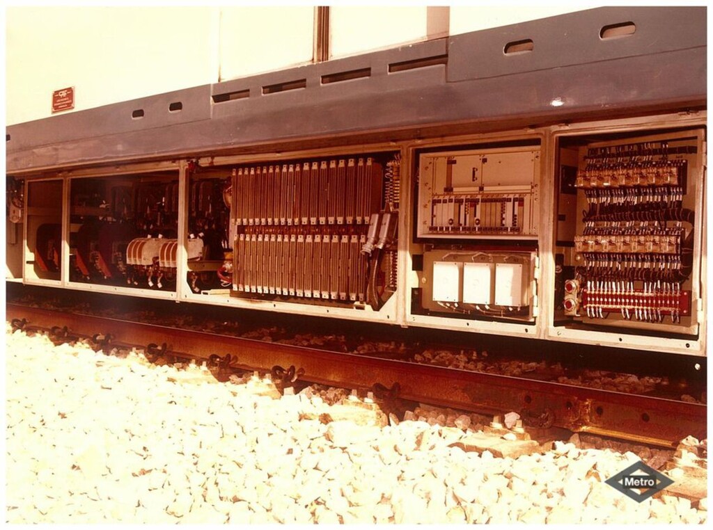 Miniatura de Tren 5000 primera serie en depósito