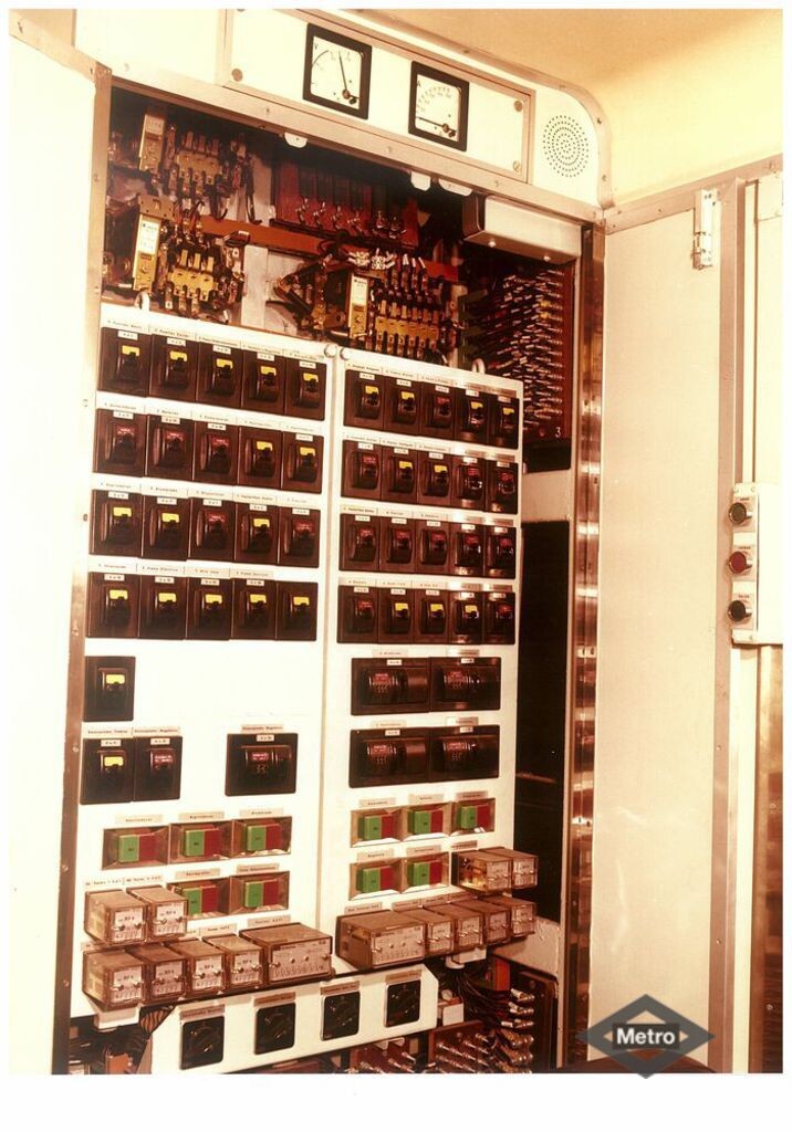 Miniatura de Tren 5000 primera serie en depósito