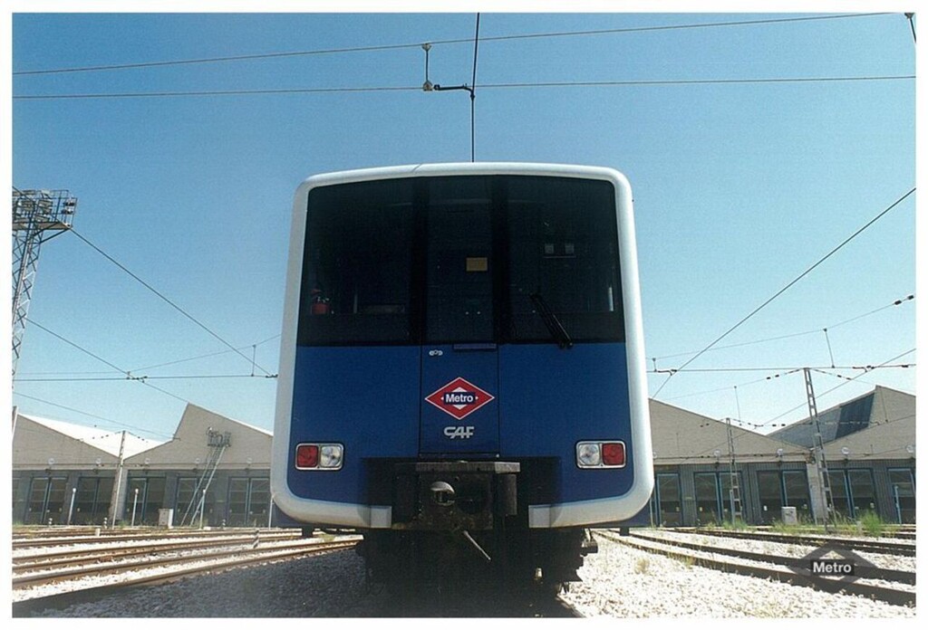 Miniatura de Tren 5000-4ª serie en superficie