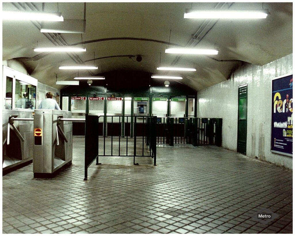 Miniatura de Vestíbulo de estación