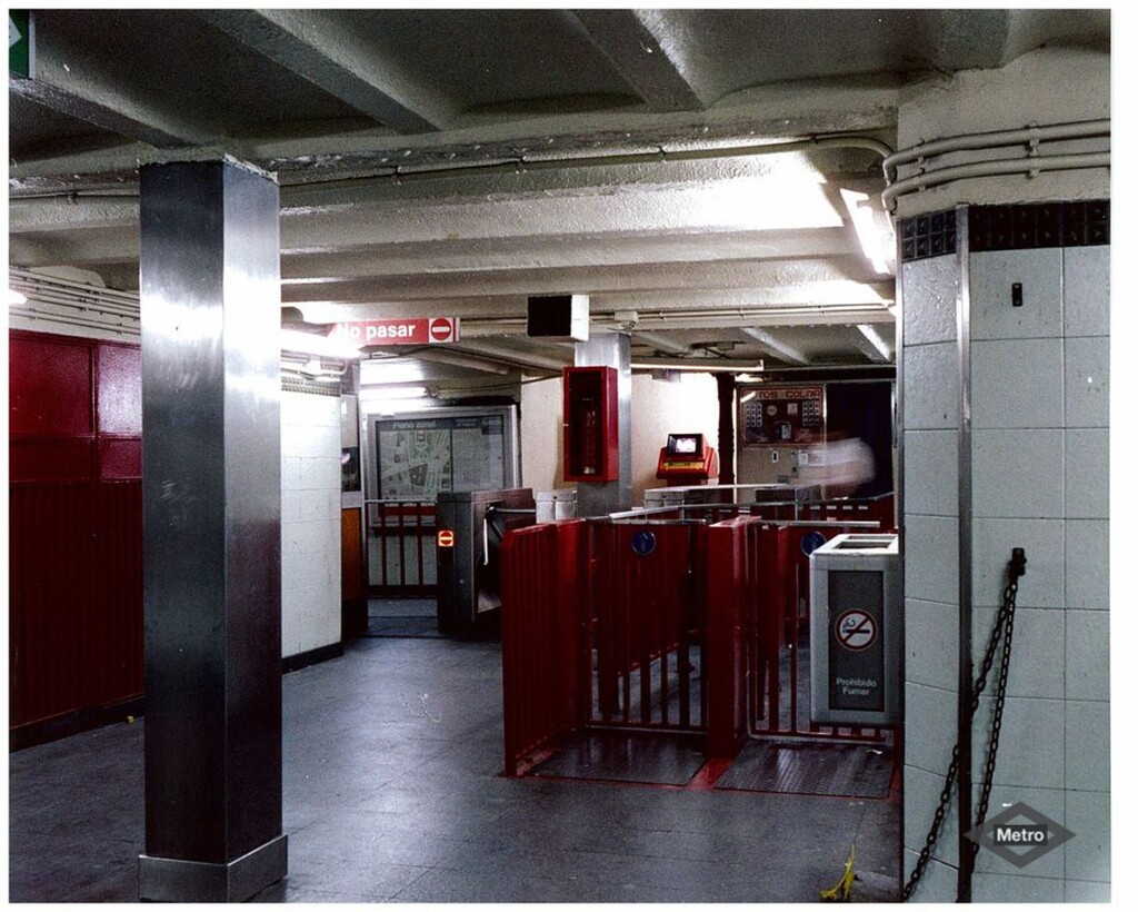 Miniatura de Vestíbulo de la estación de Banco de España