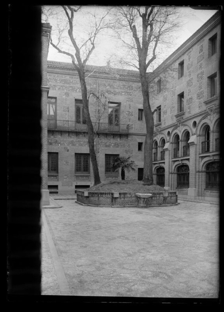 Miniatura de Patio de la Casa Cisneros