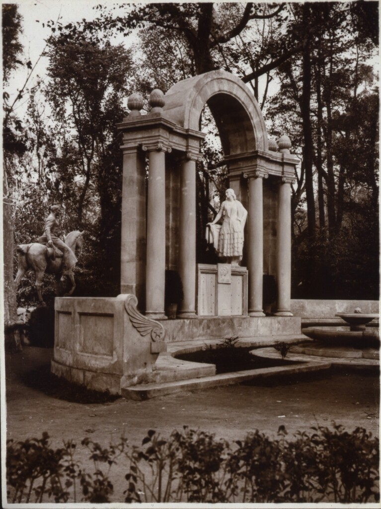 Miniatura de Monumento a los hermanos Alvarez Quintero
