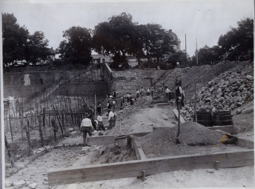 Miniatura de Obras en la Glorieta de San Vicente