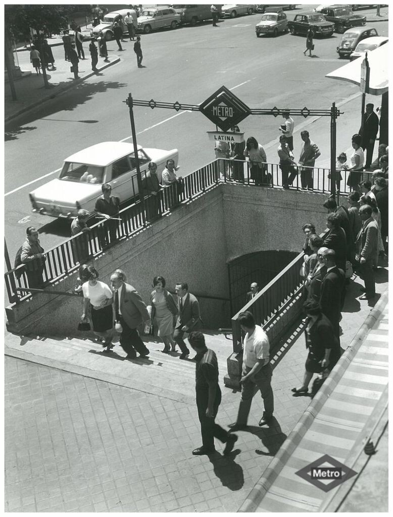 Miniatura de Acceso Estación de Latina