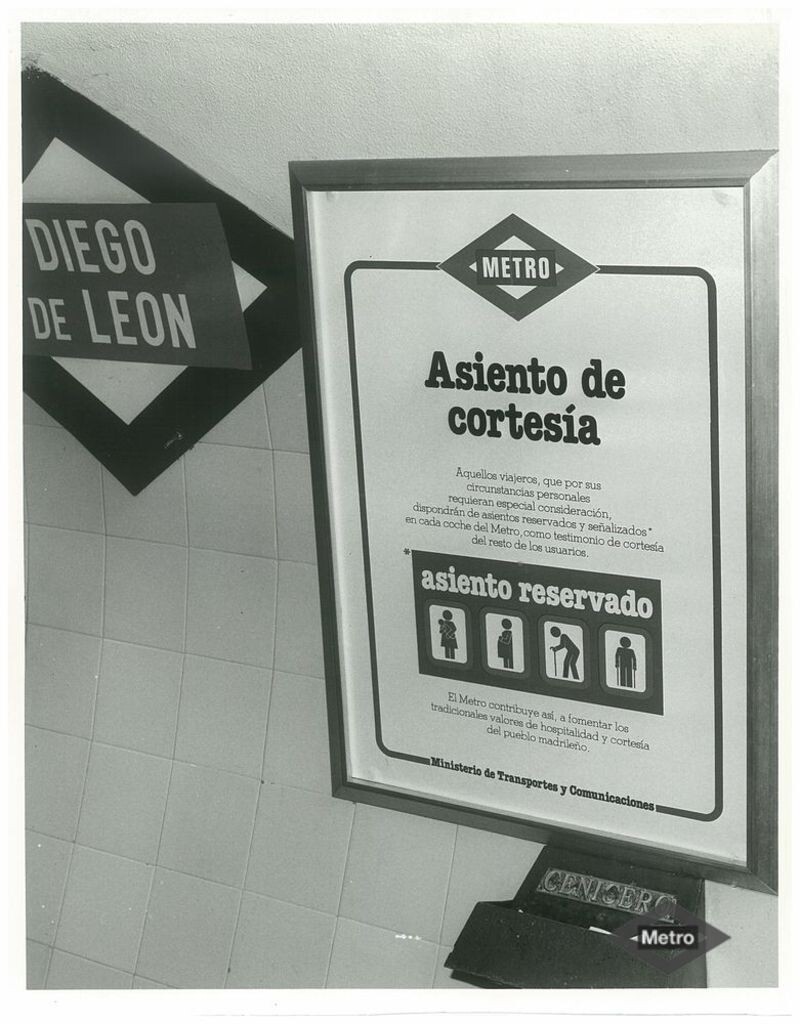 Miniatura de Cartel "Asiento de cortesía"
