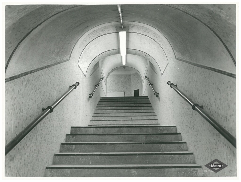 Miniatura de Escaleras y pasillos
