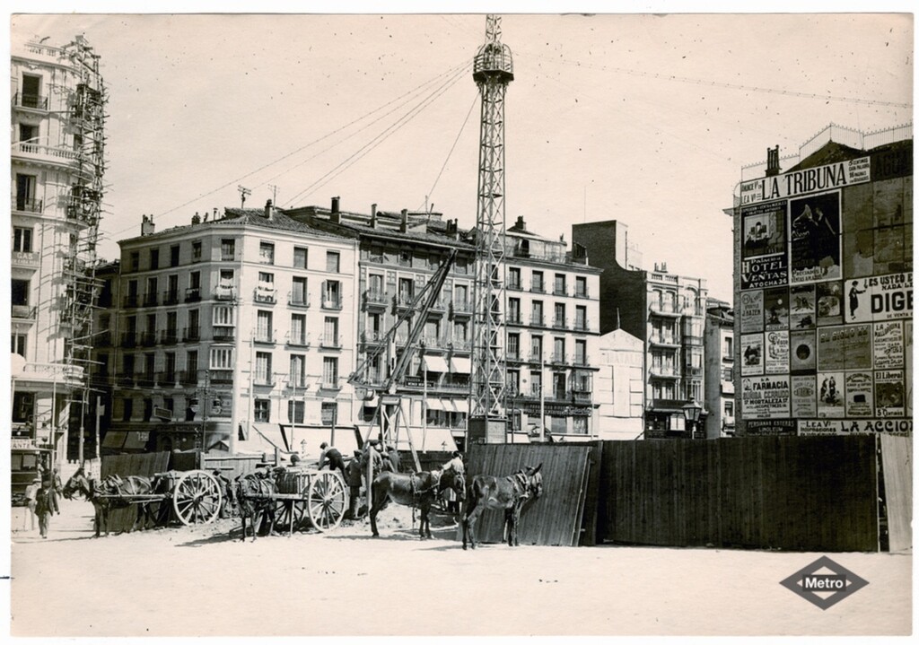Miniatura de Obras de construcción del Metropolitano Alfonso XIII en la Red de San Luis