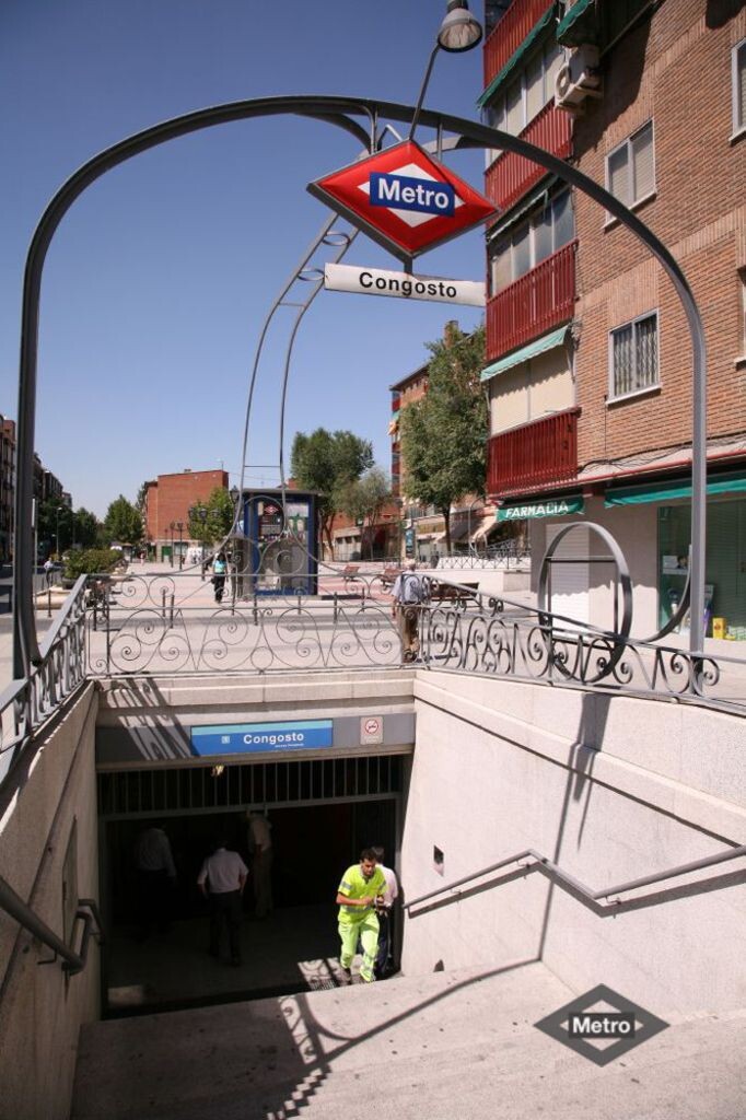 Miniatura de Acceso a la estación de Congosto