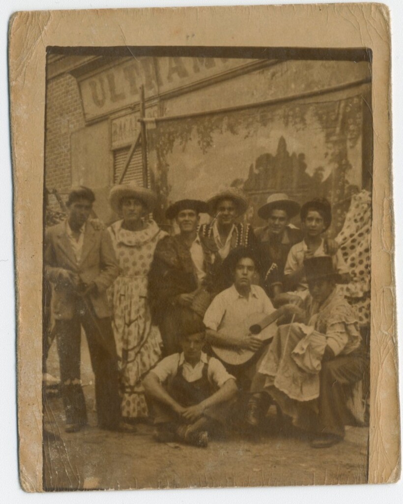 Miniatura de Vallecanos en la fiesta del pueblo