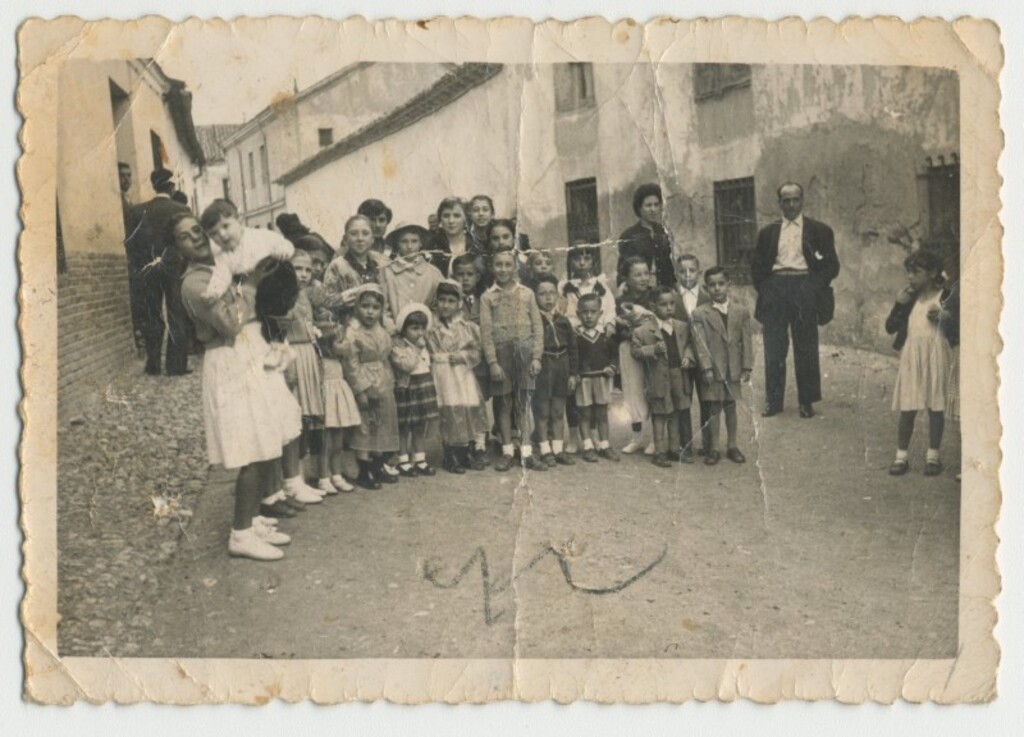 Miniatura de Grupo en la calle Altos de Saceruela