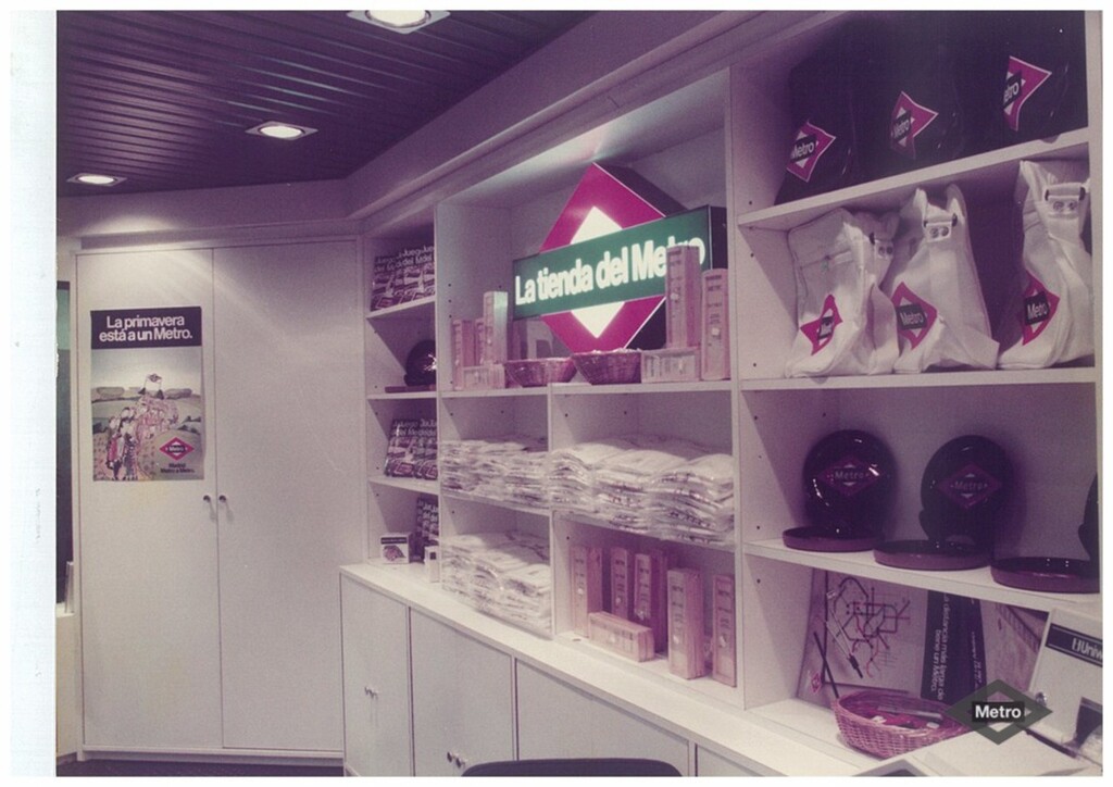 Miniatura de Tienda del Metro en Sol antes de las obras