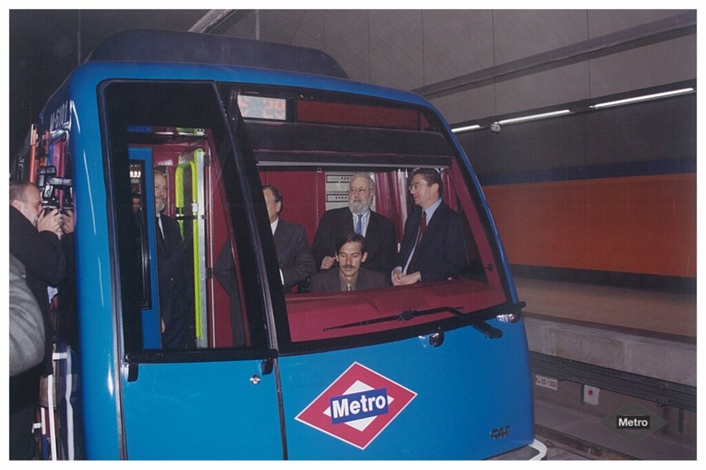 Miniatura de Inauguración del tramo de línea 7 Valdezarza-Pitis