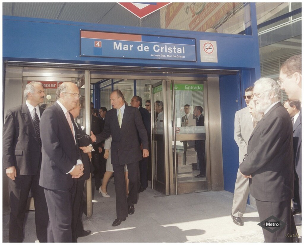 Miniatura de Sus Majestades los Reyes Inauguran Mar de Cristal