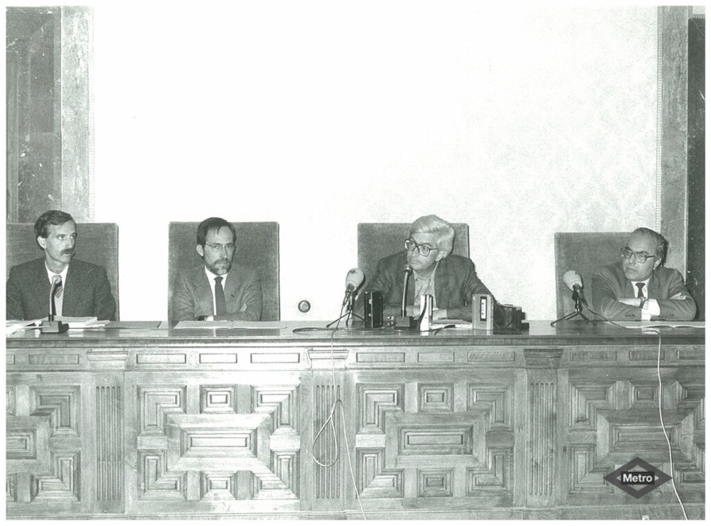 Miniatura de Rueda de prensa del vicepresidente de la Comunidad, César Cimadevilla, informando sobre el consorcio