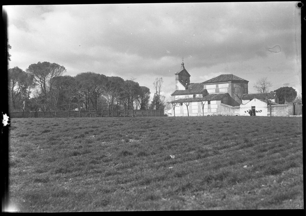 Miniatura de Vista de la ermita de Alameda de Osuna