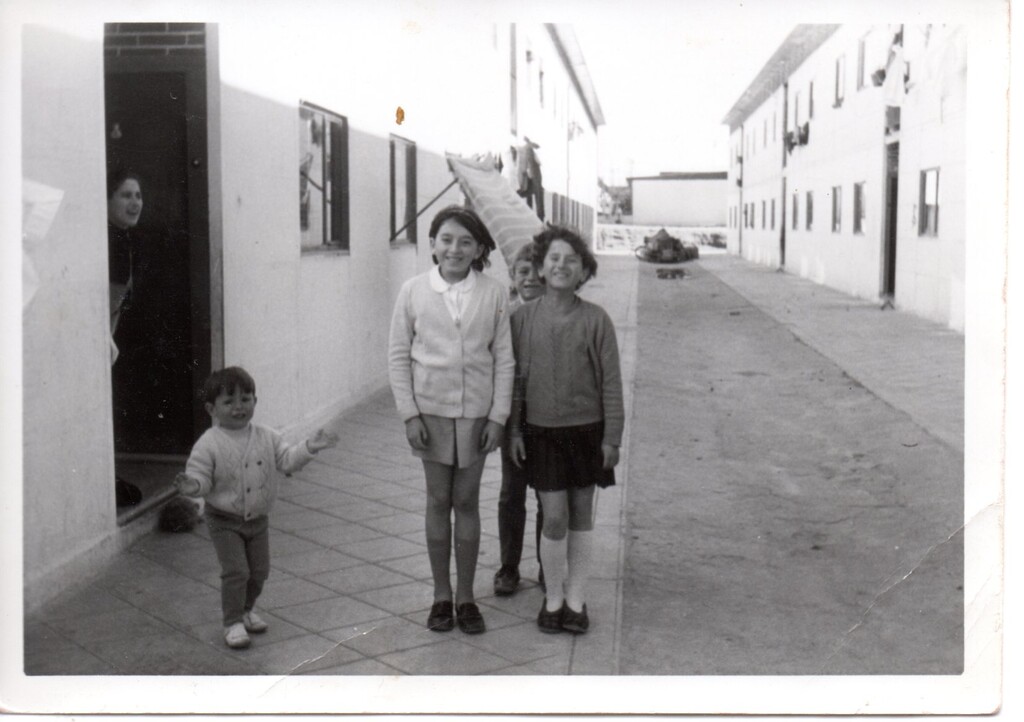 Miniatura de Niños en el barrio de la UVA de Vallecas