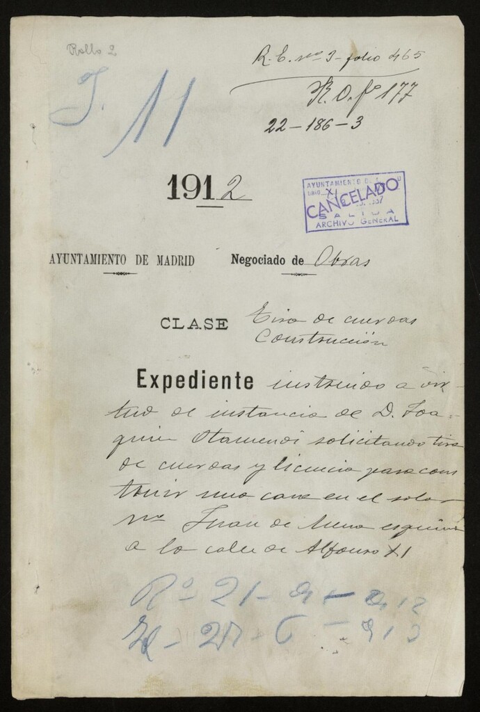 Miniatura de Expediente solicitud tira de cuerdas y licencia para la construcción de una casa en el solar de la C/ Juan de Mena esquina a la calle de Alfonso XI