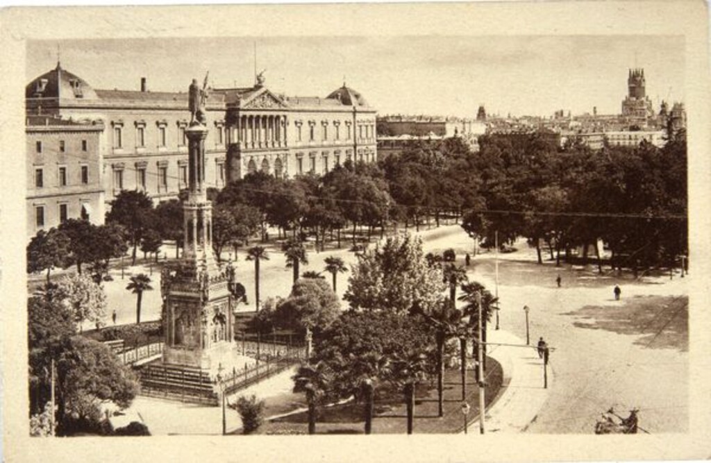 Miniatura de Plaza de Colón y Biblioteca Nacional
