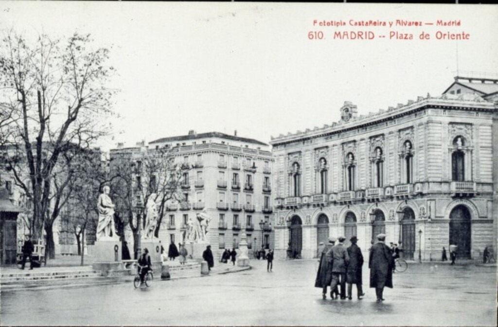 Miniatura de Plaza de Oriente