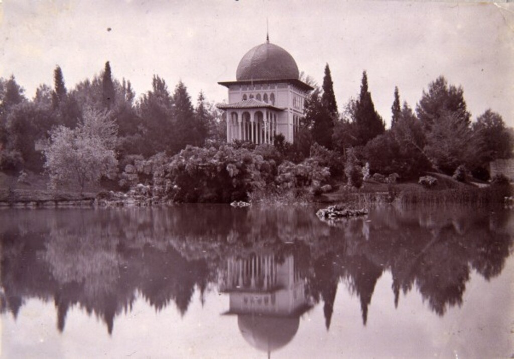 Miniatura de Estanque pequeño del Retiro con pabellón árabe